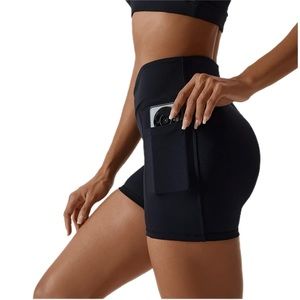 ✨NEW✨ Booty Sculpting Biker Shorts with Pockets